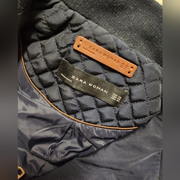 Zara Quilted Vest Navy XS - Picture 4 of 4